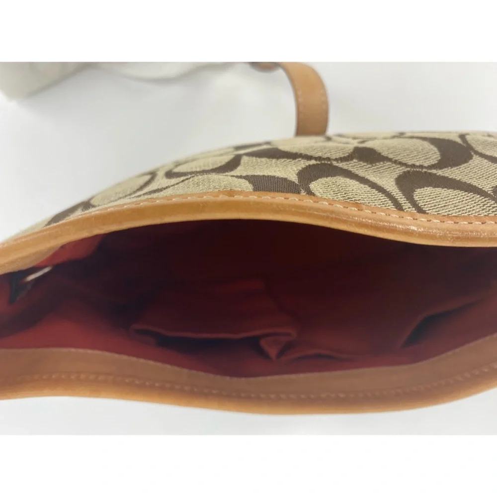 Coach Hampton Signature Tan Khaki 6091 Shoulder Handbag Purse - Picture 5 of 11